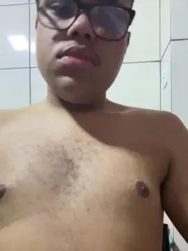 Enjoy watching the full video named Gay sex chat with Novinho2005_rj