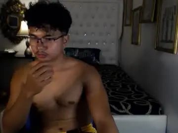 Enjoy watching this complete clip titled Gay sex chat with marcusmason1
