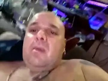 Play the HD video of Gay sex chat with chubbyissy38