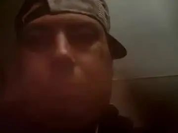 Stream the complete clip titled Gay sex chat with bigsolid400