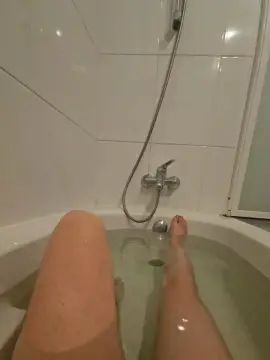 View this full scene called Gay sex chat with David_jerks4u