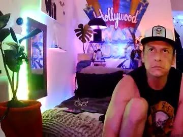 Enjoy watching the full scene of Gay sex chat with laversehung8point5