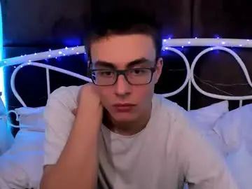 View this complete video of Gay sex chat with jaden_drake