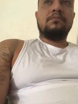 Enjoy watching this HD video of Gay sex chat with luccas_ferrari