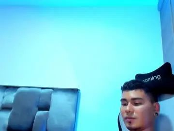 View uncensored movie named Gay sex chat with sam_knight_