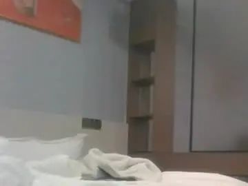 Stream this full movie titled Gay sex chat with linzi99881l