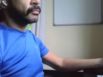 Play the uncut scene of Gay sex chat with michelangelo_rj