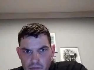 Stream complete scene titled Gay sex chat with hixxy10255