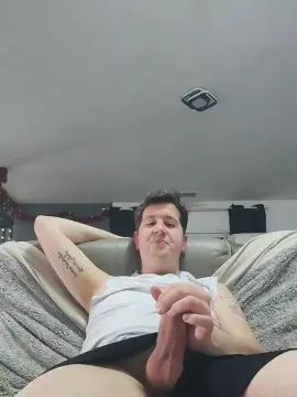 View this complete video named Gay sex chat with gwen310