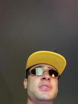 Stream this HD scene of Gay sex chat with lindinho20cm3