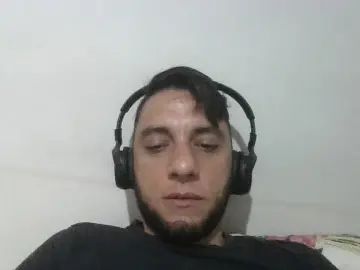Play this full scene called Gay sex chat with asporratoda