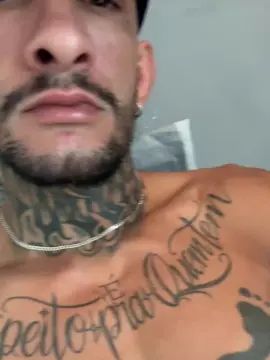 View the full scene of Gay sex chat with GussSb