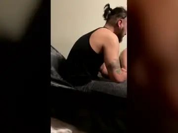 Watch the uncut video named Gay sex chat with beach817