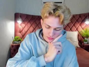 Play the full scene named Gay sex chat with even_vortex