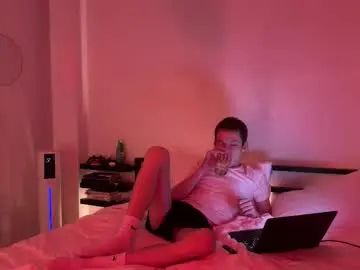 View hardcore movie of Gay sex chat with eligraysonx