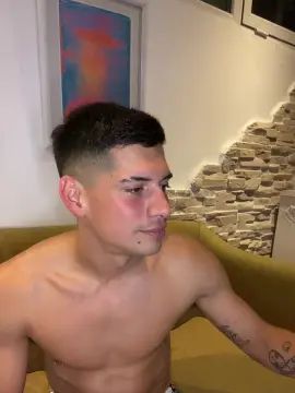 Play complete clip of Gay sex chat with Marxiano420