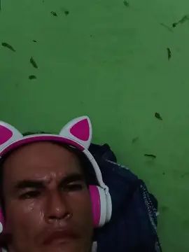 Enjoy watching this HD movie of Gay sex chat with antraew19842