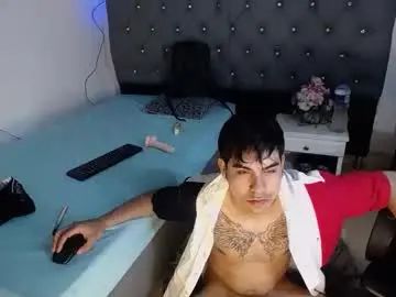 Enjoy watching full movie of Gay sex chat with victor_nova