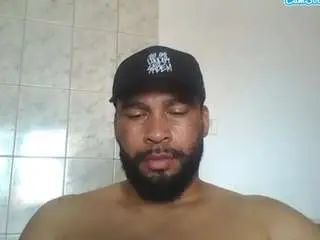 View complete clip of Gay sex chat with saintoliveirabrag42