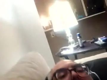 Play the uncut scene of Gay sex chat with tonloc6699427589