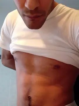 View the complete video titled Gay sex chat with Dickburger98xxx
