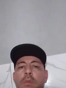 View this full movie of Gay sex chat with OliverToughuy
