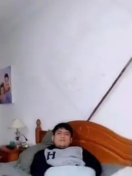 View this HD movie named Gay sex chat with Edwinpantera