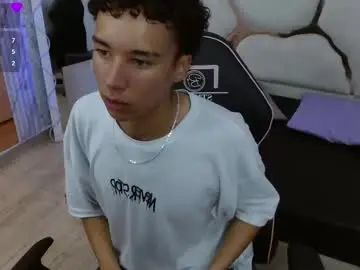 Enjoy watching the uncensored scene titled Gay sex chat with zayn_tay