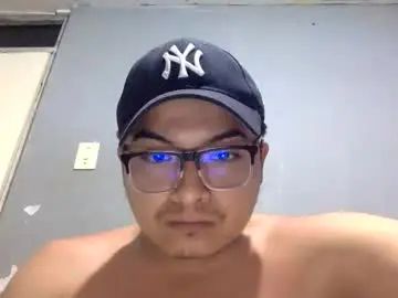 Watch complete movie named Gay sex chat with francoallemant
