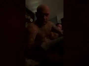 Stream this full movie named Gay sex chat with bodingobobo