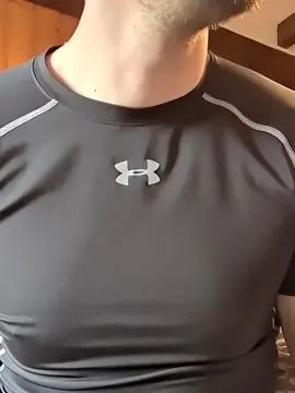 Play full movie called Gay sex chat with calvinmale__