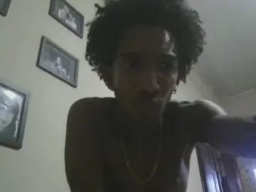 Watch complete scene of Gay sex chat with Pretosdotados
