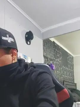 Play this uncensored video named Gay sex chat with babybandito19