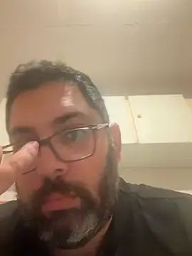 Watch this uncut video of Gay sex chat with Johnny-Dicker_