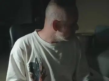 Play this HD video titled Gay sex chat with JaunFtong