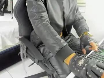 Enjoy watching this uncensored clip titled Gay sex chat with mastercash_leather