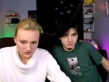 View uncut scene called Gay sex chat with pit_wetty