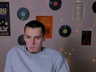 View complete scene called Gay sex chat with ryan-zen