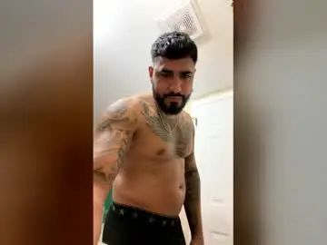 View the uncut scene called Gay sex chat with luxurylakeland360