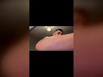 Stream the complete scene of Gay sex chat with rj62027
