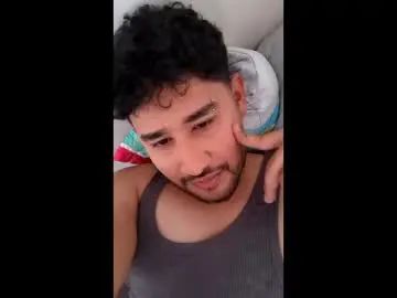 Stream complete scene called Gay sex chat with stevc27