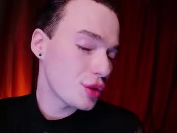 Play this complete movie titled Gay sex chat with kristenegor