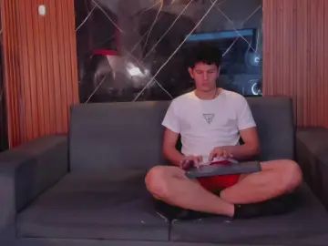 Stream uncut video of Gay sex chat with Erick_white