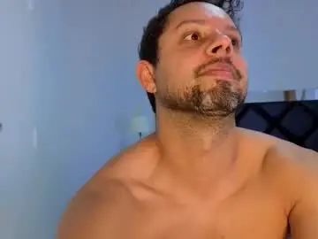 Play uncensored movie titled Gay sex chat with gabriel_51