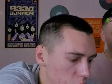 Watch the uncut movie called Gay sex chat with ethan_shade
