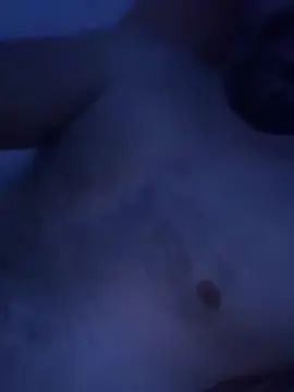 Play the full scene called Gay sex chat with hugo2432