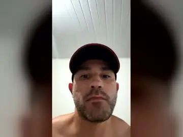 Play this full scene of Gay sex chat with police2025