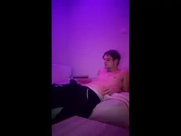Stream full movie titled Gay sex chat with goldenboy_00