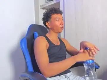 Play the hardcore video of Gay sex chat with chris_freeman2