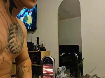 Enjoy watching the complete clip named  Milurik